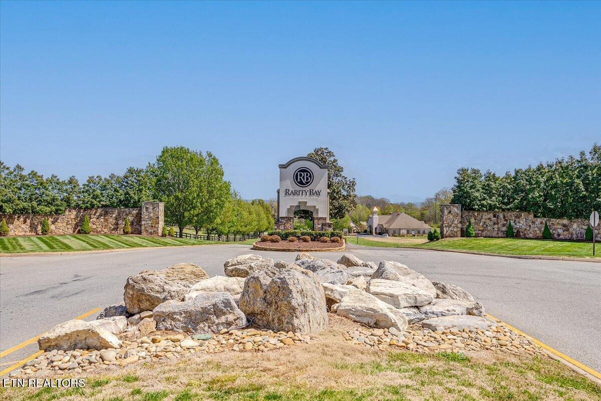 535 Rarity Bay Parkway, Unit D301 Vonore, TN 37885 - Photo 29 of 33