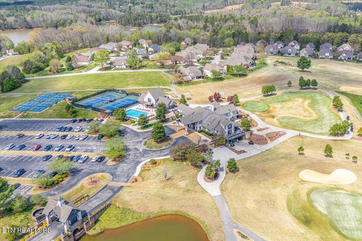 535 Rarity Bay Parkway, Unit D301 Vonore, TN 37885 - Photo 5 of 33