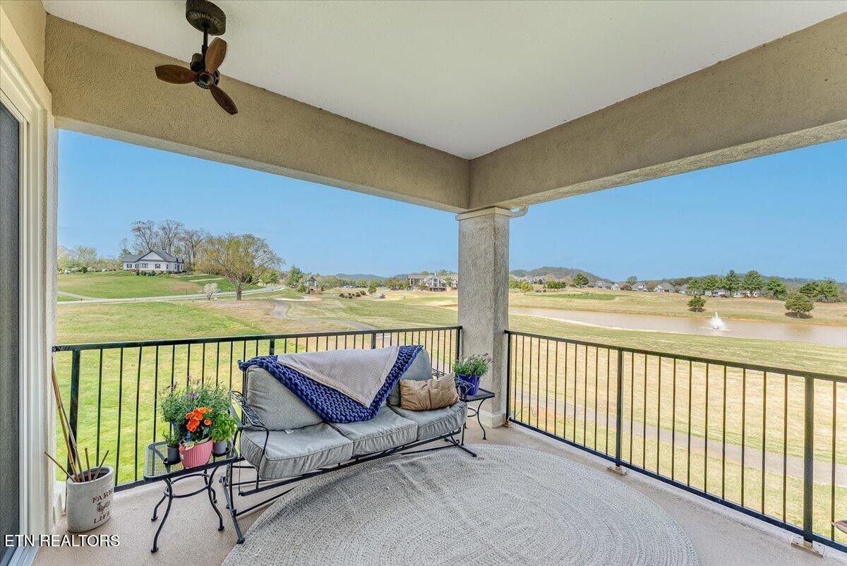 535 Rarity Bay Parkway, Unit D301 Vonore, TN 37885 - Photo 7 of 33