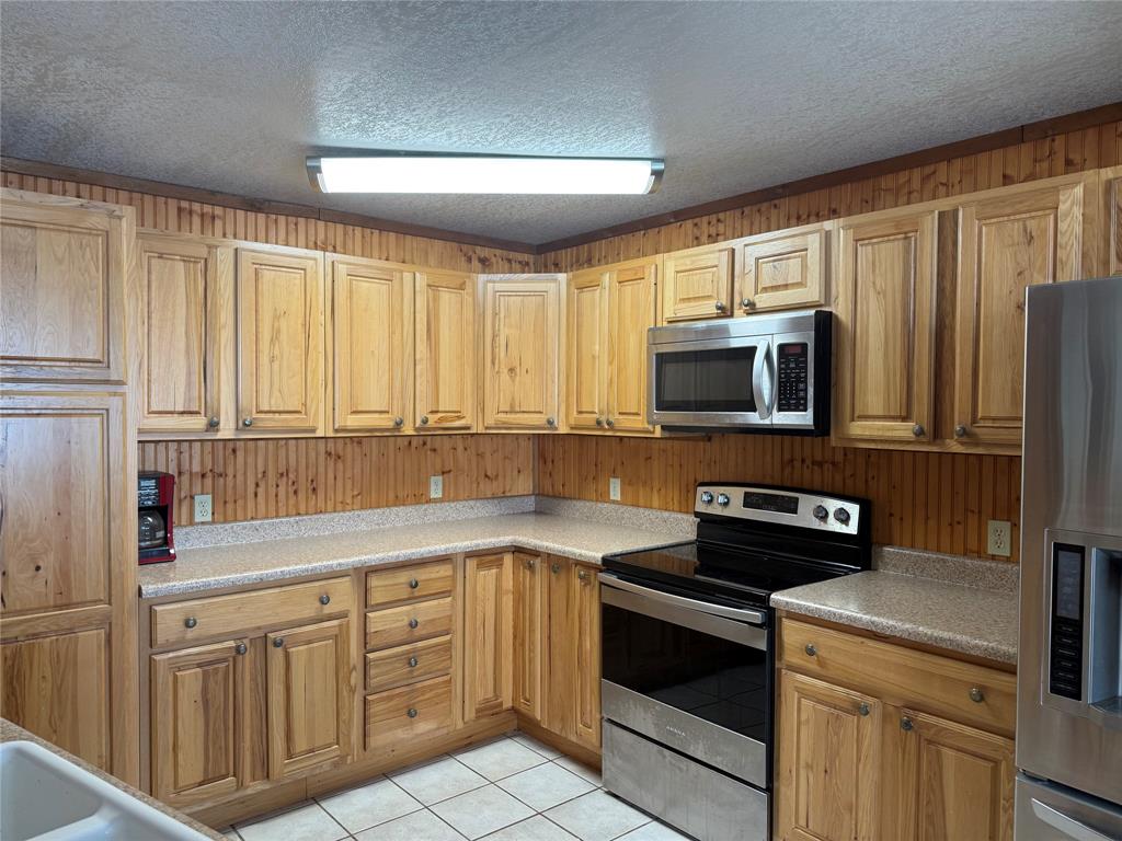 307 Cedar Street Palo Pinto, TX 76484 - Photo 8 of 29