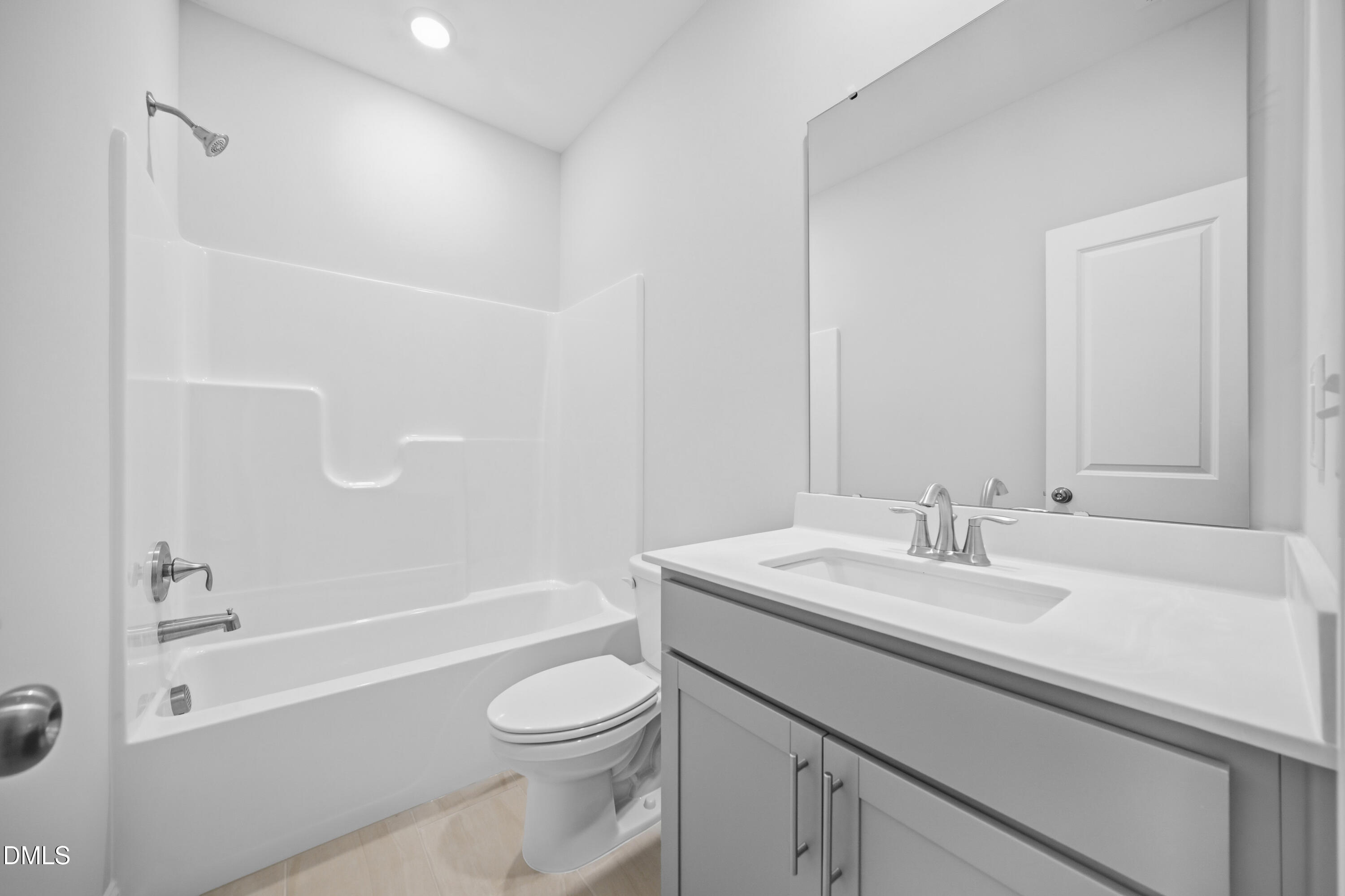 4330 Laurel Pond Way Raleigh, NC 27616 - Photo 16 of 35 SUN_Everlee_Pic_TryonIII_QMI_217_Bath3_1