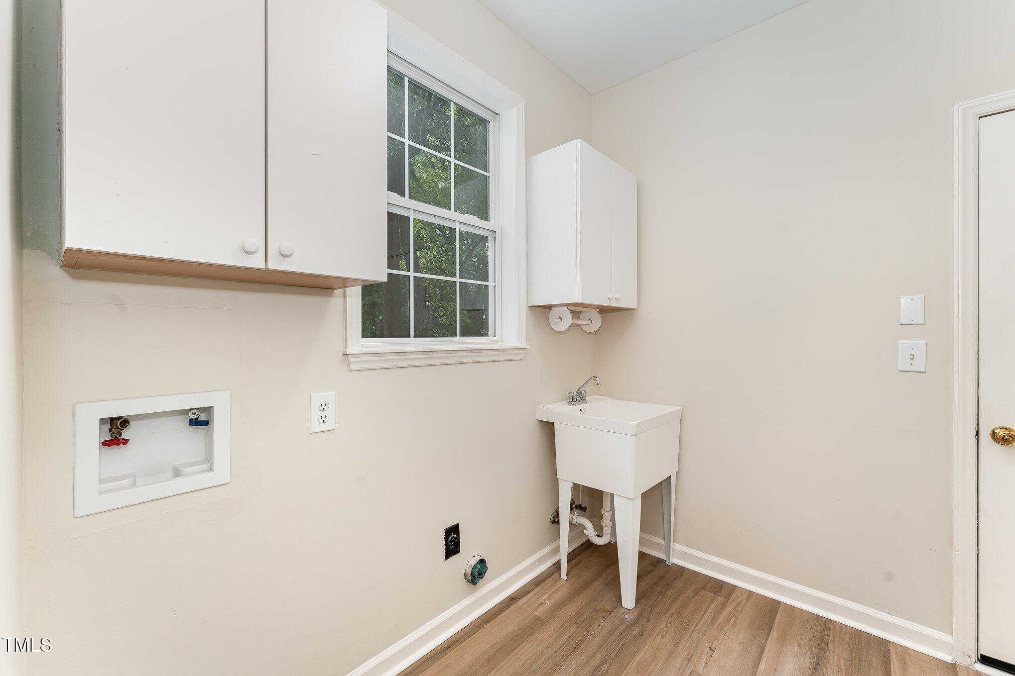 9249 Miranda Drive Raleigh, NC 27617 - Photo 13 of 26 013_a7402533-edit