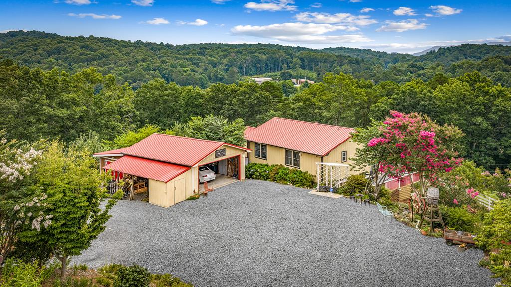 90 Fox Run Blue Ridge, GA 30513 - Photo 1 of 93 Main View