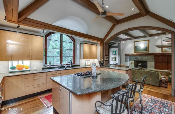 $2,150,000 | 20 Waterstone Place, Jackson, MS 39211