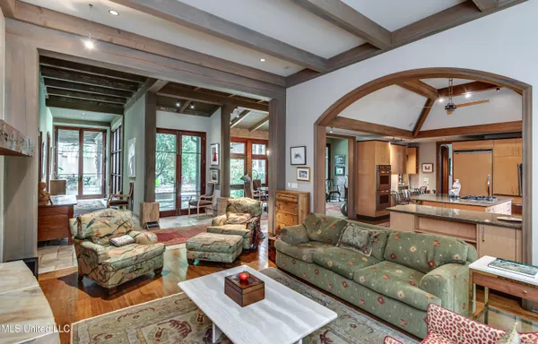 $2,150,000 | 20 Waterstone Place, Jackson, MS 39211