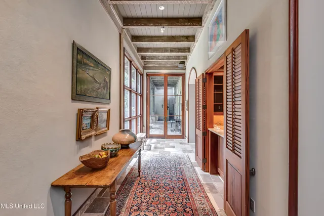 $2,150,000 | 20 Waterstone Place, Jackson, MS 39211