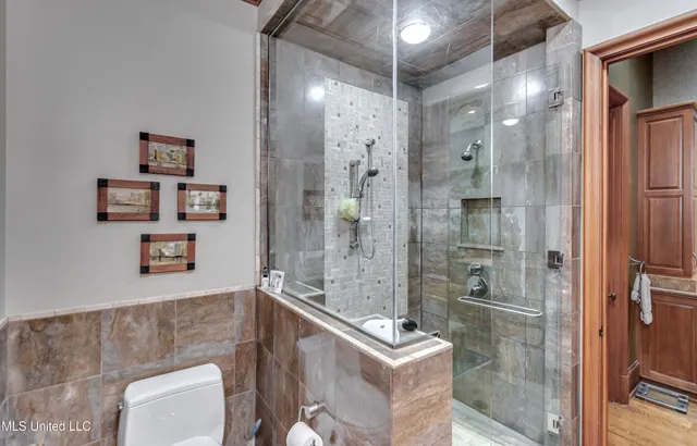 $2,150,000 | 20 Waterstone Place, Jackson, MS 39211