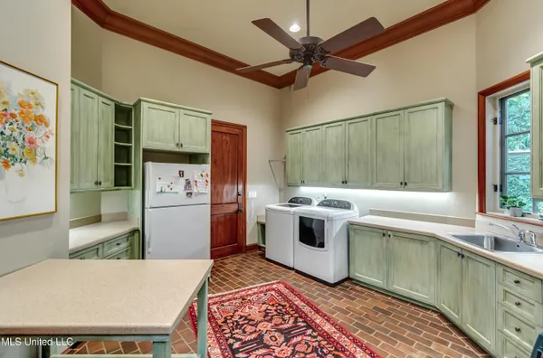 $2,150,000 | 20 Waterstone Place, Jackson, MS 39211