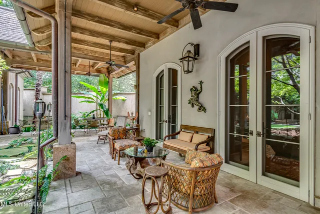 $2,150,000 | 20 Waterstone Place, Jackson, MS 39211