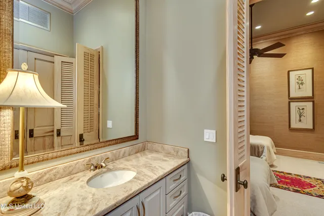 $2,150,000 | 20 Waterstone Place, Jackson, MS 39211