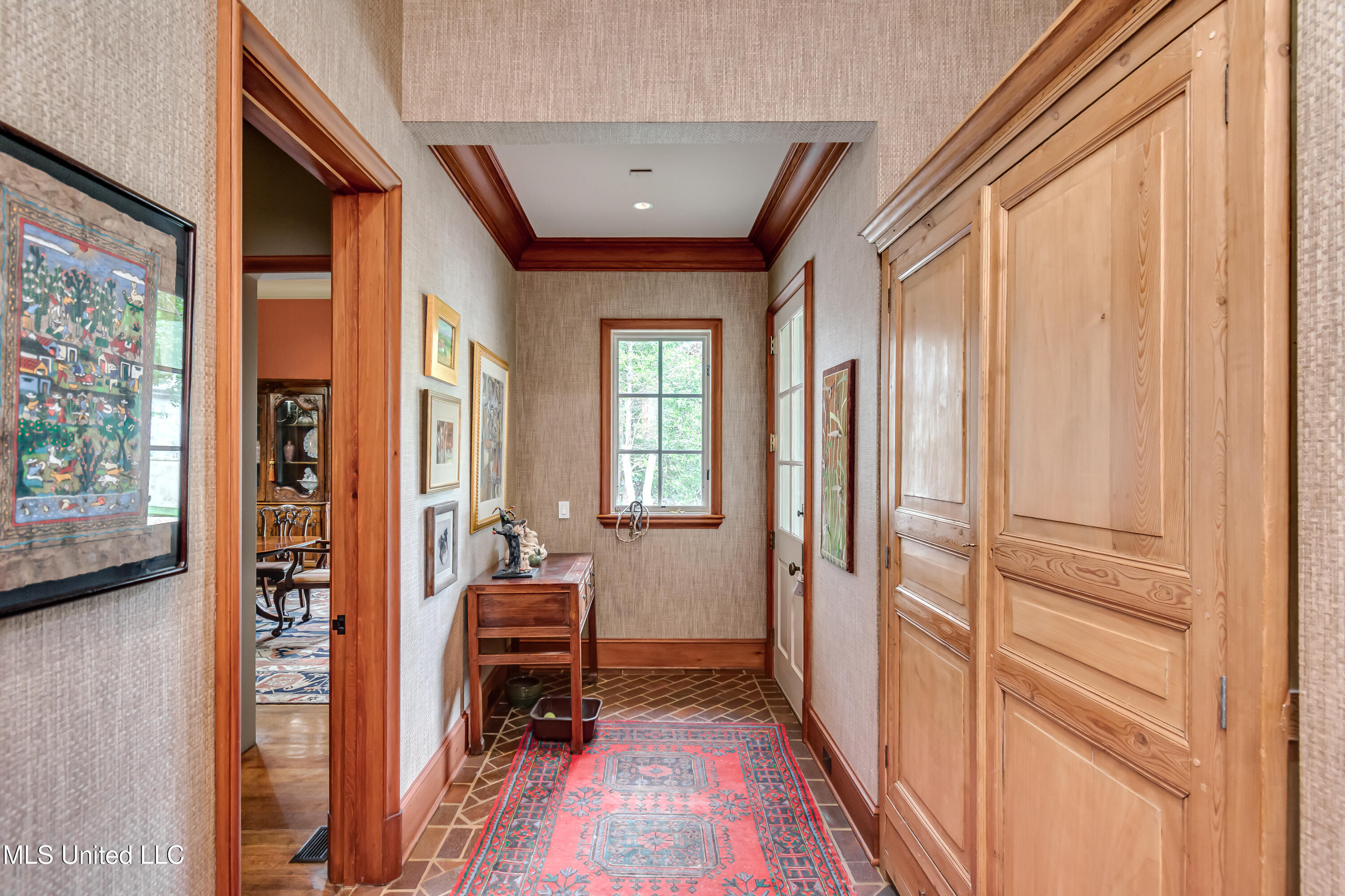 20 Waterstone Place Jackson, MS 39211 - Photo 76 of 82 Entry from friend's entrance