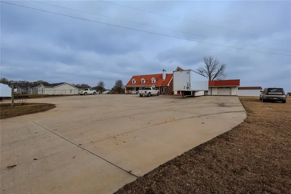 $599,900 | 160 Highway 320, Carnesville, GA 30521