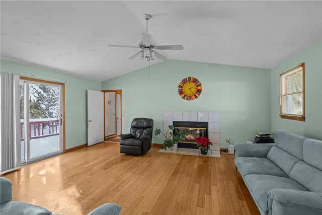 $699,900 | 10 Arrowhead Way, Warwick, RI 02886