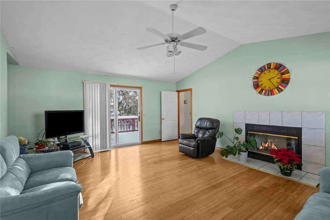 10 Arrowhead Way Warwick, RI 02886 - Photo 6 of 40