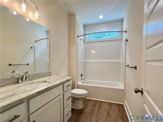 $319,900 | 162 Tradewind Crossing, Bracey, VA 23919