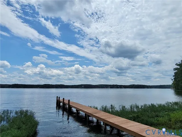 $319,900 | 162 Tradewind Crossing, Bracey, VA 23919