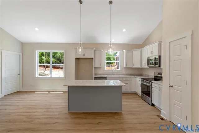 $319,900 | 162 Tradewind Crossing, Bracey, VA 23919