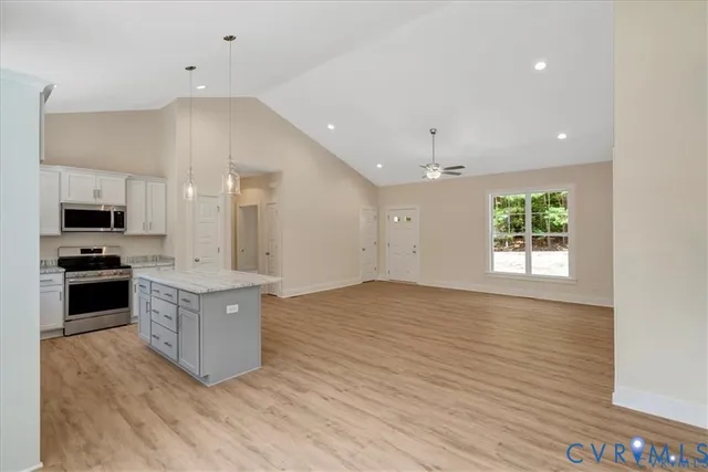 $319,900 | 162 Tradewind Crossing, Bracey, VA 23919