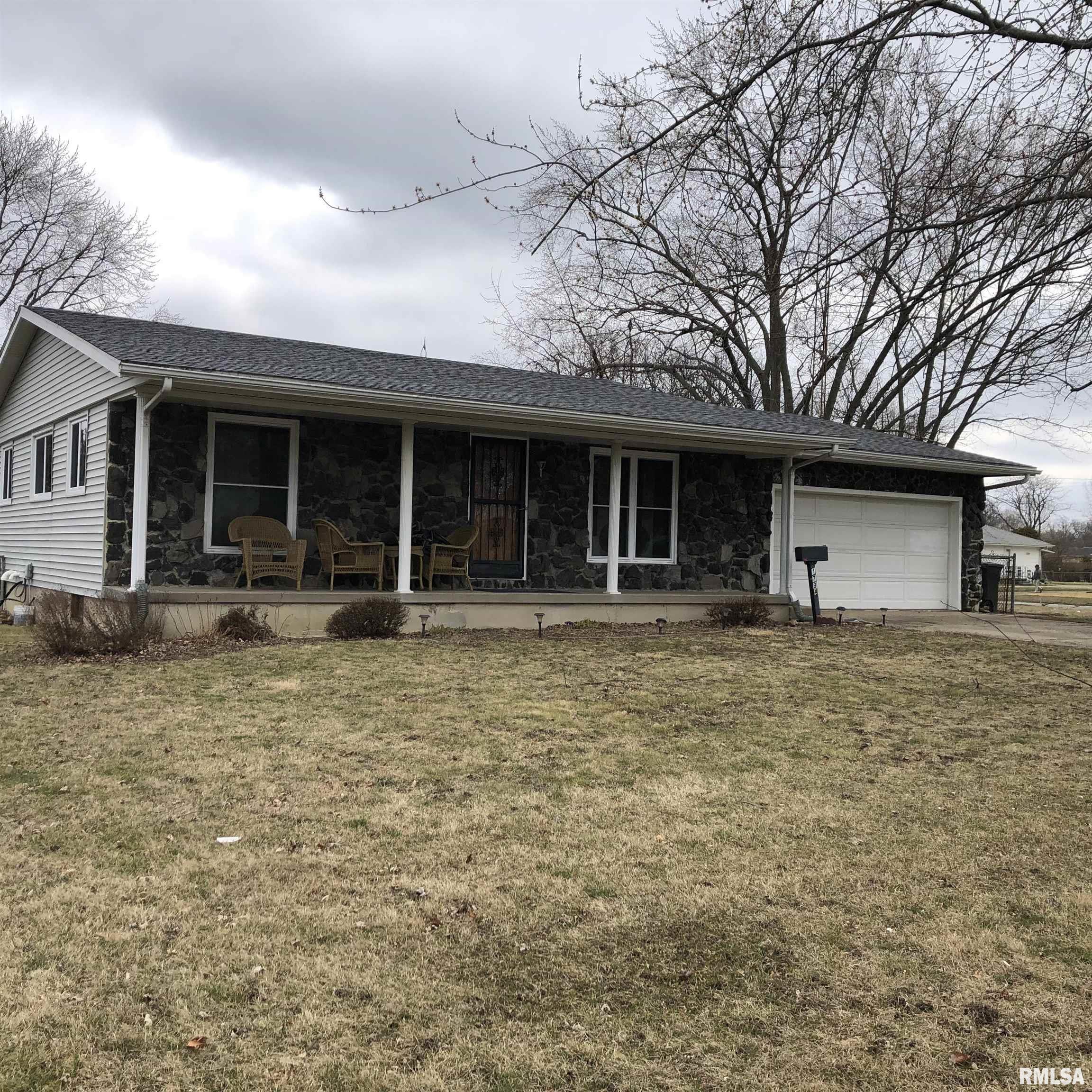 1794 North Albany Street Springfield, IL 62702 - Photo 1 of 1