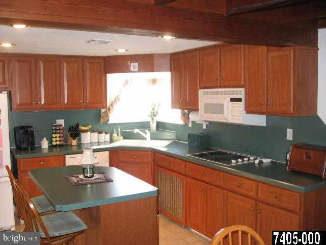 6141 Hickory Road Stewartstown, PA 17363 - Photo 3 of 25 Gallery Image 3