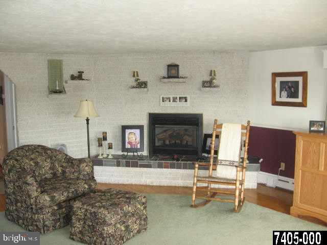 6141 Hickory Road Stewartstown, PA 17363 - Photo 6 of 25 Gallery Image 6