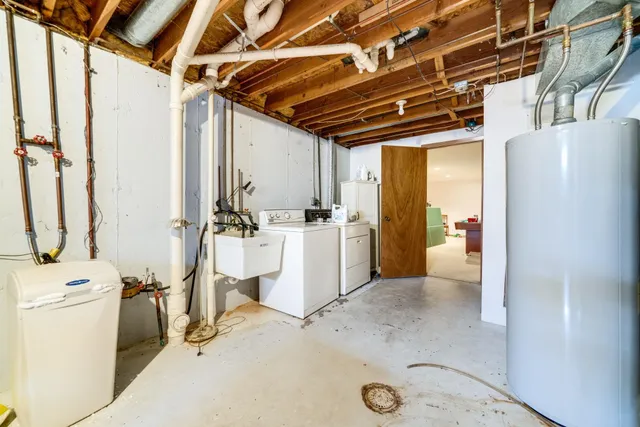 $240,000 | 10124 Asbury Lane, Machesney Park, IL 61115