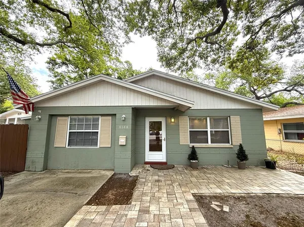 $2,500 | 8184 24th Avenue North, St. Petersburg, FL 33710