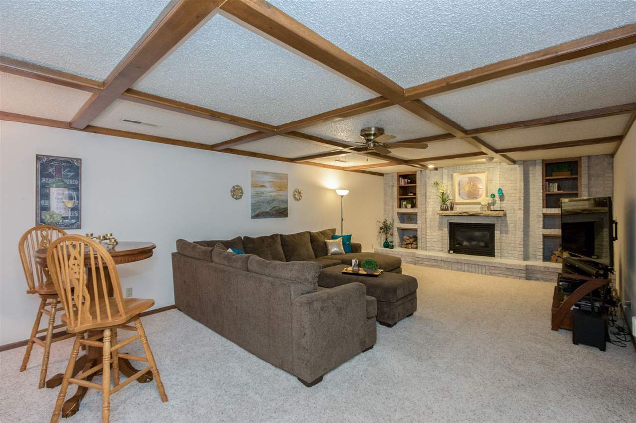 611 Pine Ridge Road Coralville, IA 52241 - Photo 18 of 25 Gallery Image 18