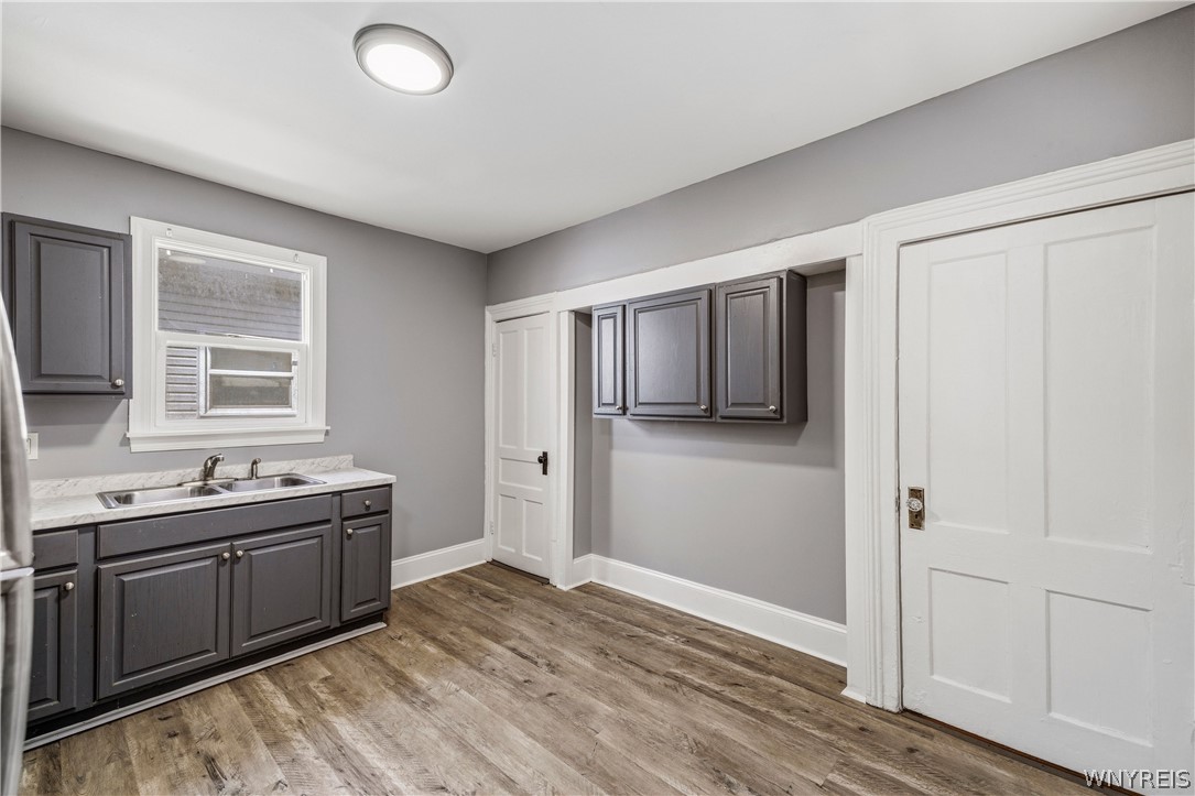 389 Military Road Buffalo, NY 14207 - Photo 10 of 31