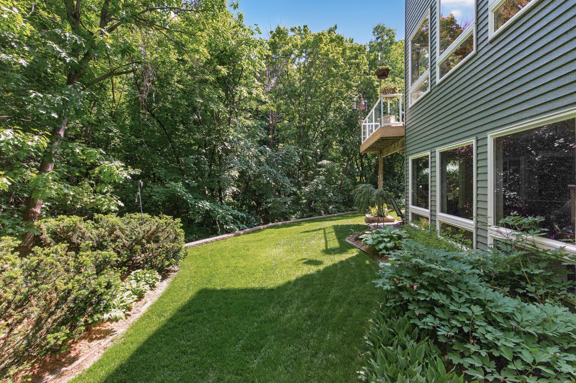 381 Del Rio Drive Chanhassen, MN 55317 - Photo 11 of 30