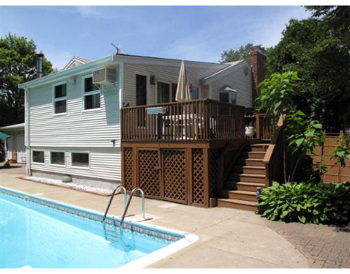 11 Alice Road Randolph, MA 02368 - Photo 17 of 26 Gallery Image 17