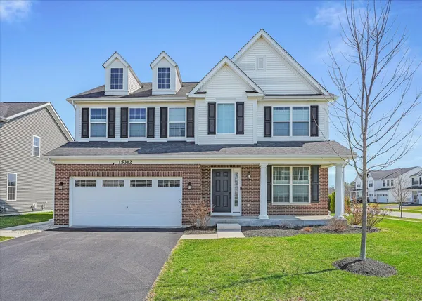 $3,500 | 15312 South Sawgrass Circle, Plainfield, IL 60544