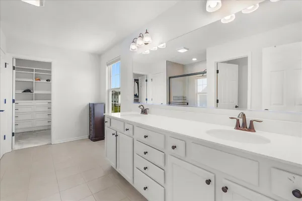 $3,500 | 15312 South Sawgrass Circle, Plainfield, IL 60544