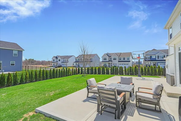 $3,500 | 15312 South Sawgrass Circle, Plainfield, IL 60544