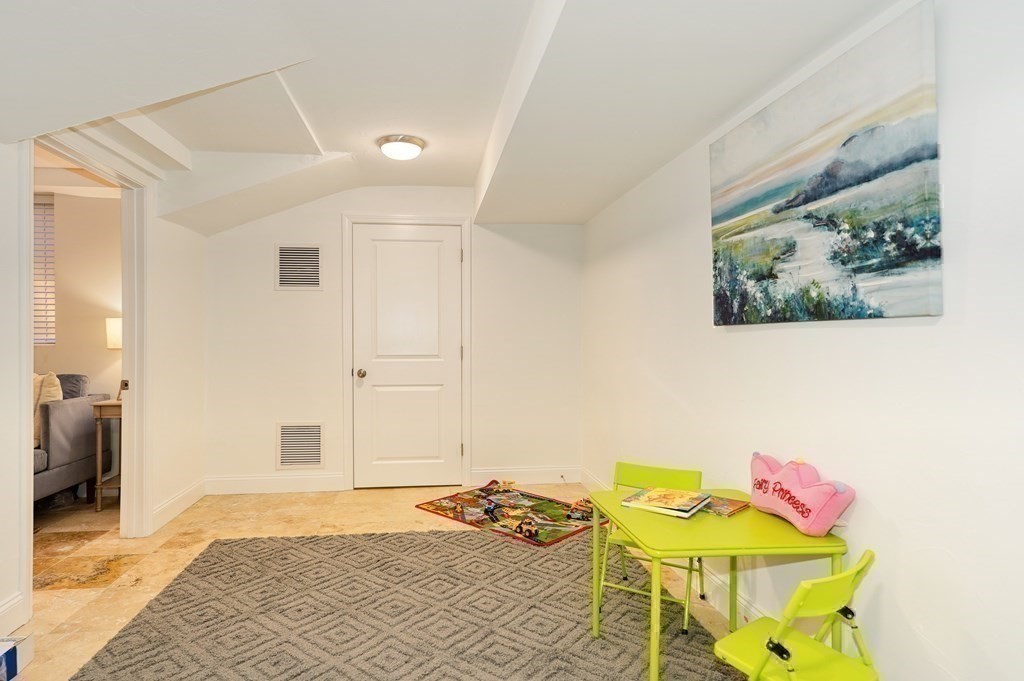 2 Grayson Road, Unit 2 Winchester, MA 01890 - Photo 33 of 36 Gallery Image 33