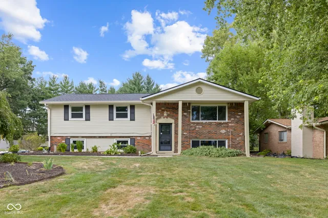 $425,000 | 84 Bennett Road, Carmel, IN 46032