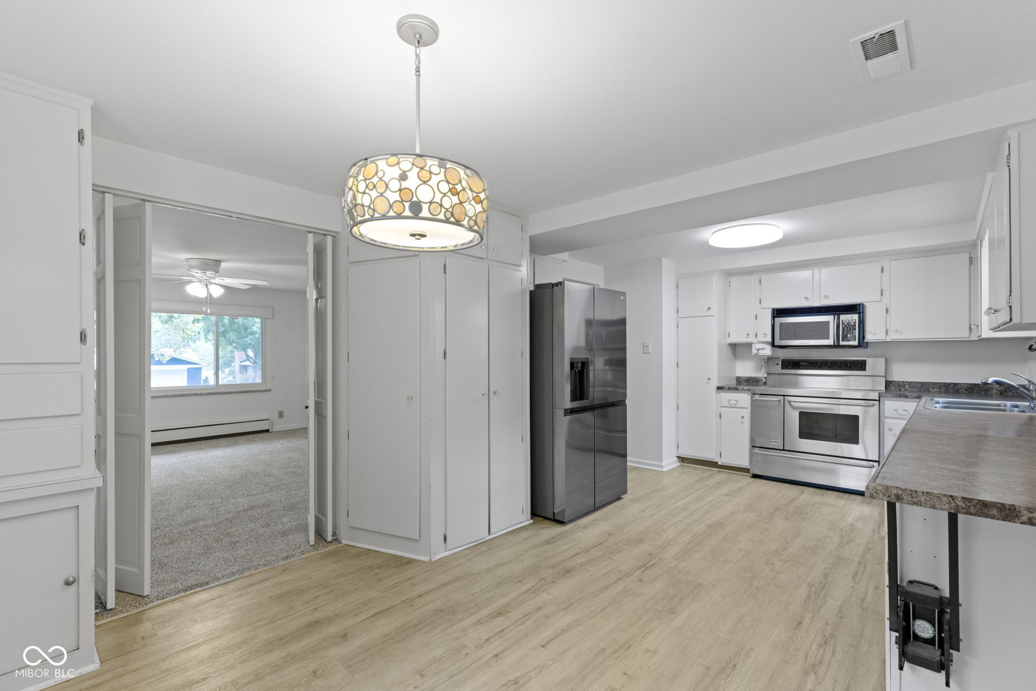 84 Bennett Road Carmel, IN 46032 - Photo 15 of 74