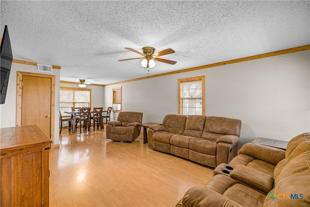 60 Ewing Road Goliad, TX 77963 - Photo 5 of 39