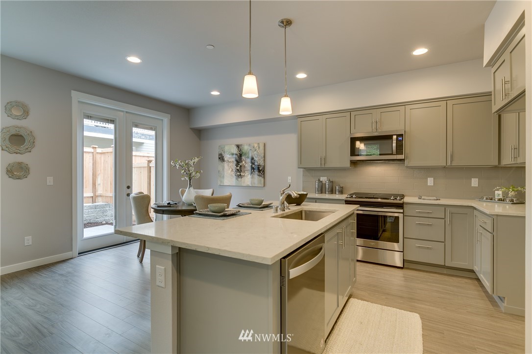 1225 Filbert Road, Unit E2 Lynnwood, WA 98036 - Photo 9 of 25