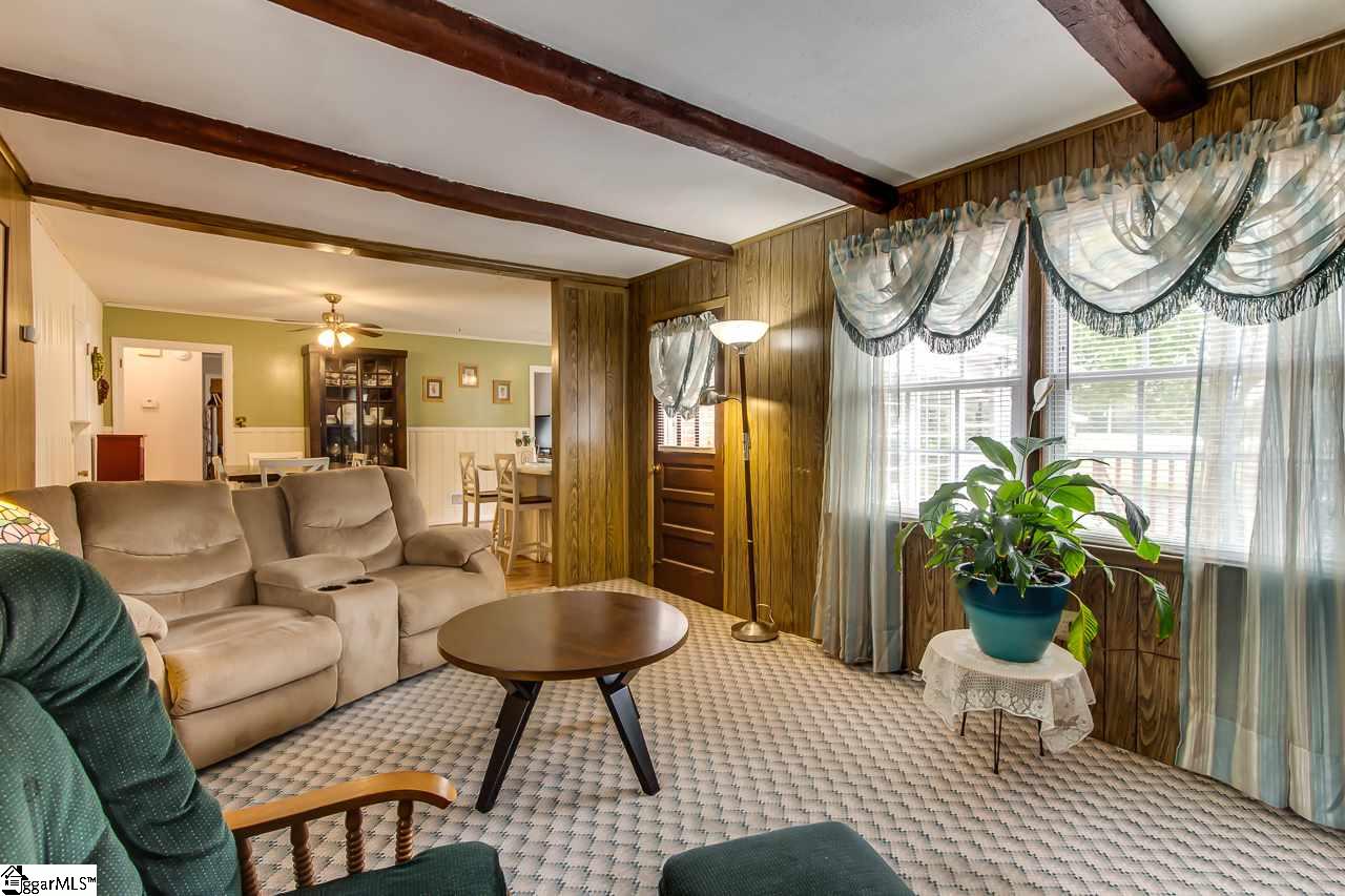 9 Piney Road Greenville, SC 29611 - Photo 20 of 35 Gallery Image 20