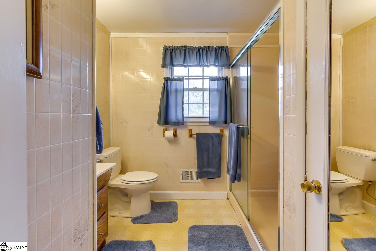 9 Piney Road Greenville, SC 29611 - Photo 21 of 35 Gallery Image 21