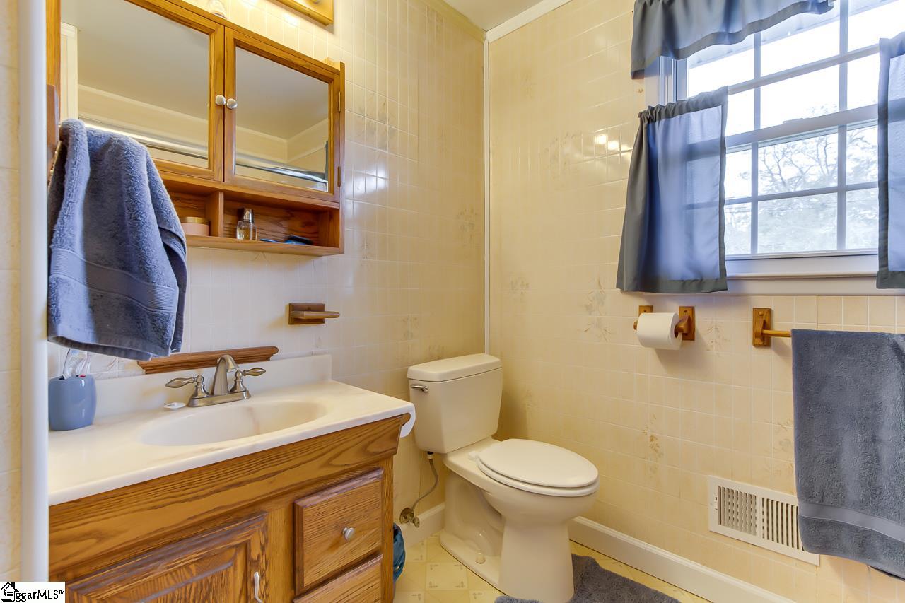 9 Piney Road Greenville, SC 29611 - Photo 22 of 35 Gallery Image 22