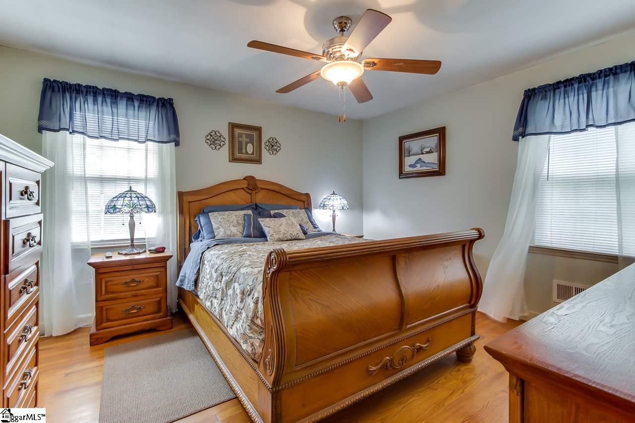 9 Piney Road Greenville, SC 29611 - Photo 25 of 35 Gallery Image 25