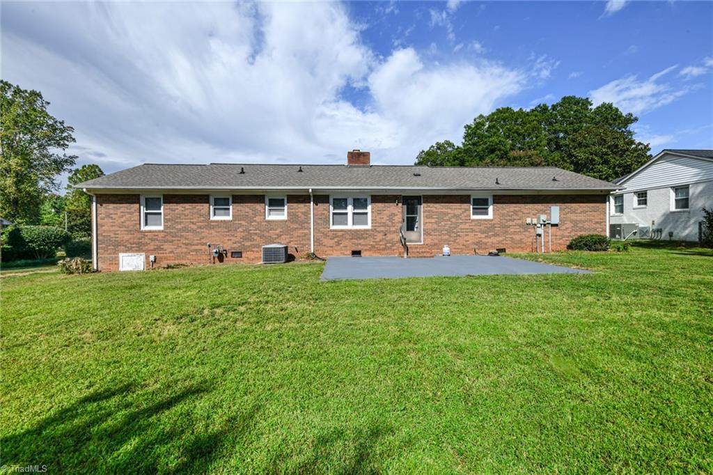 223 Beaucrest Road Kernersville, NC 27284 - Photo 33 of 45