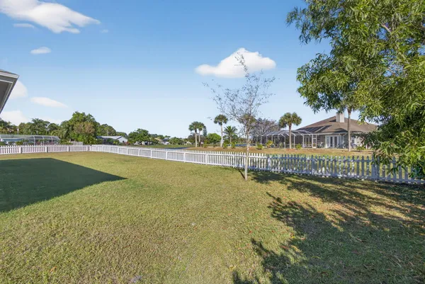 a view of a golf course