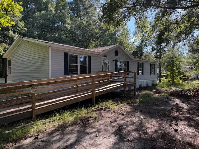 $2,100 | 195 East Turner Street, Summerville, SC 29483
