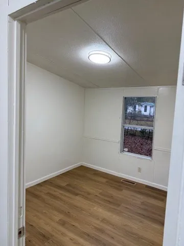 $2,100 | 195 East Turner Street, Summerville, SC 29483