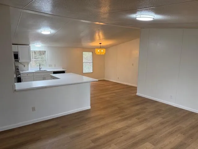 $2,100 | 195 East Turner Street, Summerville, SC 29483