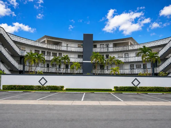 $185,000 | 11 Southwest 52nd Avenue, Unit 7B, Miami, FL 33134