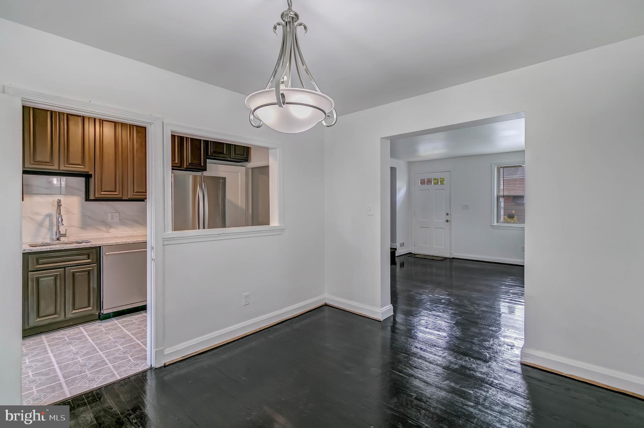 425 South Wickham Road Baltimore, MD 21229 - Photo 14 of 47 Kitchen